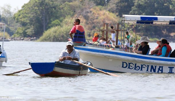 Viacrucis Acuático en el Lago Cocibolca