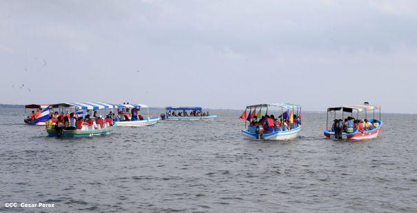 Viacrucis Acuático en el Lago Cocibolca