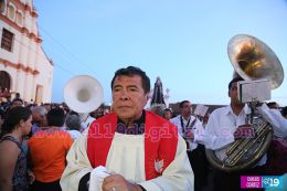 Elaboran Alfombras Pasionarias y realizan tradicional Santo Entierro en León