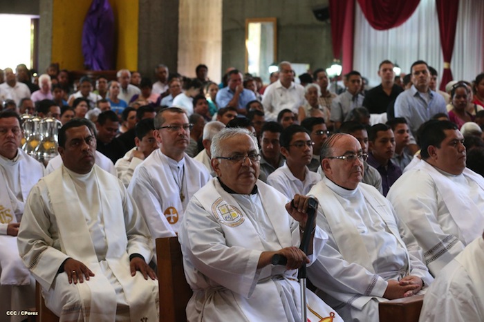 Misa Crismal en Catedral de Managua