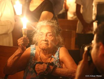 Cardenal Brenes preside Vigilia Pascual