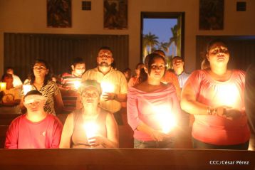 Cardenal Brenes preside Vigilia Pascual