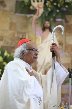 Cardenal Brenes oficia Misa de Resurección