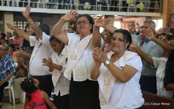 Cardenal Brenes oficia Misa de Resurección