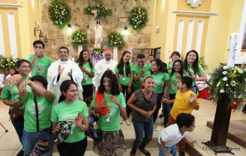 Cardenal Brenes oficia Misa de Resurección