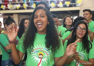 Cardenal Brenes oficia Misa de Resurección