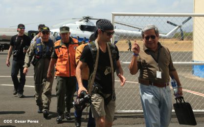 Explorador Sam Cossman sobrevuela los  volcanes de Nicaragua