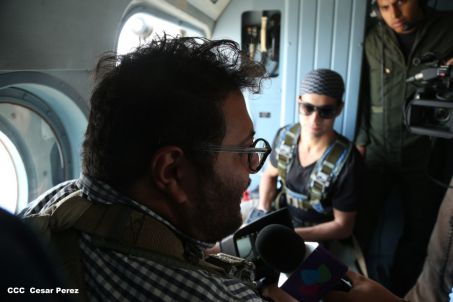 Explorador Sam Cossman sobrevuela los  volcanes de Nicaragua