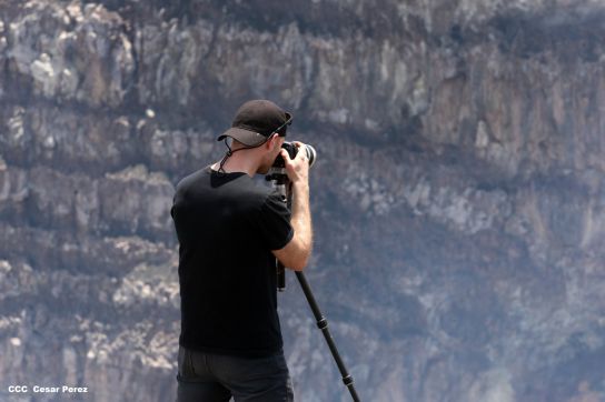 Cossman planifica su descenso hacia el potente lago de lava del Volcán Masaya