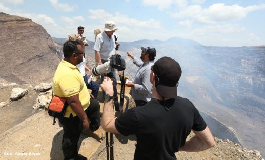 Cossman planifica su descenso hacia el potente lago de lava del Volcán Masaya