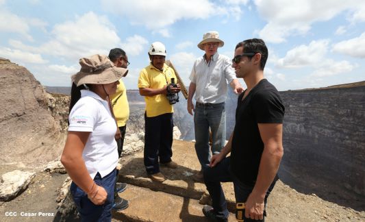 Cossman planifica su descenso hacia el potente lago de lava del Volcán Masaya