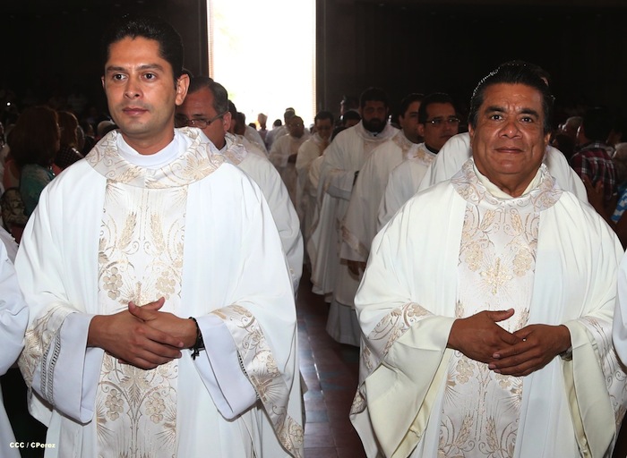 Misa Crismal en Catedral de Managua