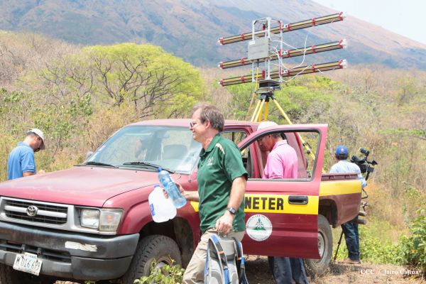 Científicos-expertos de EE.UU realizan monitoreo de mapeo en laderas del volcán San Cristóbal