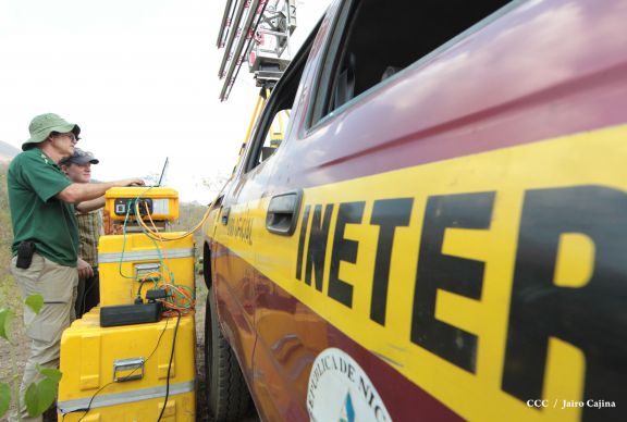 Científicos-expertos de EE.UU realizan monitoreo de mapeo en laderas del volcán San Cristóbal