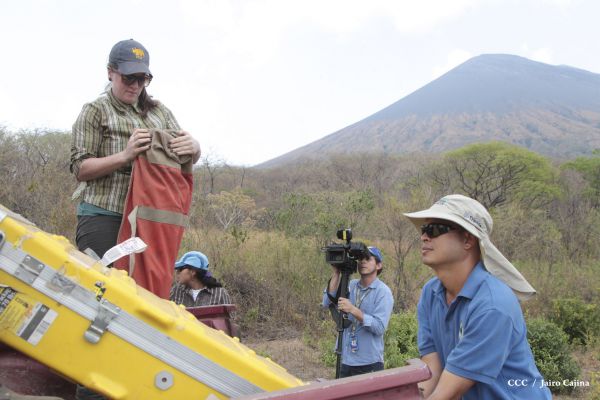 Científicos-expertos de EE.UU realizan monitoreo de mapeo en laderas del volcán San Cristóbal