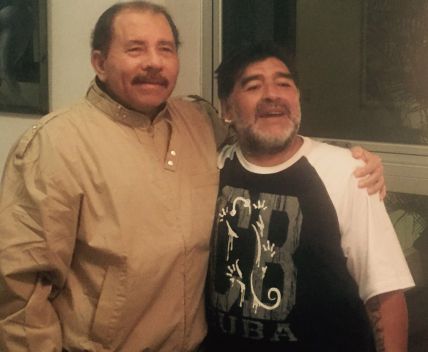 Presidente Daniel recibe a Diego Armando Maradona