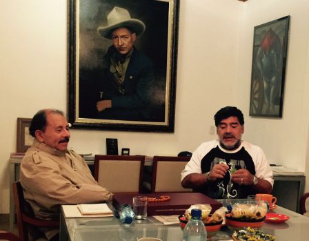 Presidente Daniel recibe a Diego Armando Maradona