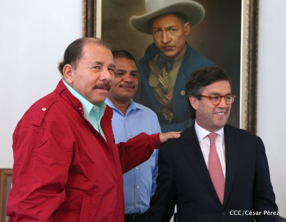 Presidente Daniel Ortega recibe a Luis Alberto Moreno, presidente del BID