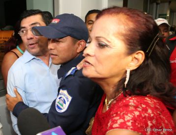 Nicaragua recibe a su Campeón: Román "Chocolatito" González