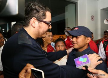 Nicaragua recibe a su Campeón: Román "Chocolatito" González