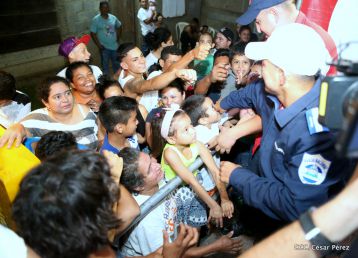 Nicaragua recibe a su Campeón: Román "Chocolatito" González