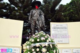 Policía Nacional rinde homenaje a Tomás