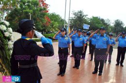 Policía Nacional rinde homenaje a Tomás