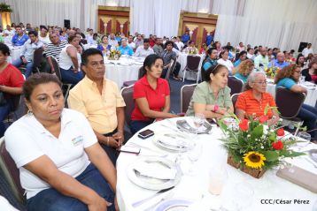 Daniel y Rosario sostienen encuentro con líderes sindicales nicaragüenses en saludo al Día Internacional de los Trabajadores
