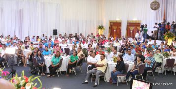 Daniel y Rosario sostienen encuentro con líderes sindicales nicaragüenses en saludo al Día Internacional de los Trabajadores