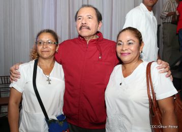 Daniel y Rosario sostienen encuentro con líderes sindicales nicaragüenses en saludo al Día Internacional de los Trabajadores