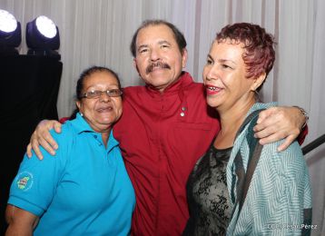 Daniel y Rosario sostienen encuentro con líderes sindicales nicaragüenses en saludo al Día Internacional de los Trabajadores