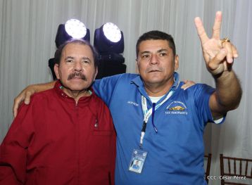 Daniel y Rosario sostienen encuentro con líderes sindicales nicaragüenses en saludo al Día Internacional de los Trabajadores