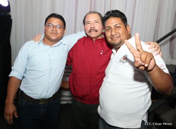 Daniel y Rosario sostienen encuentro con líderes sindicales nicaragüenses en saludo al Día Internacional de los Trabajadores