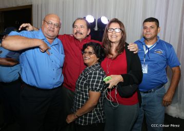 Daniel y Rosario sostienen encuentro con líderes sindicales nicaragüenses en saludo al Día Internacional de los Trabajadores