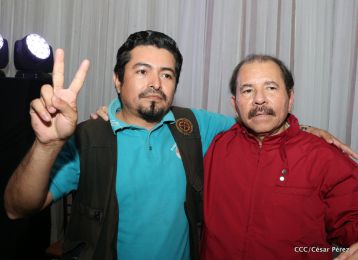 Daniel y Rosario sostienen encuentro con líderes sindicales nicaragüenses en saludo al Día Internacional de los Trabajadores