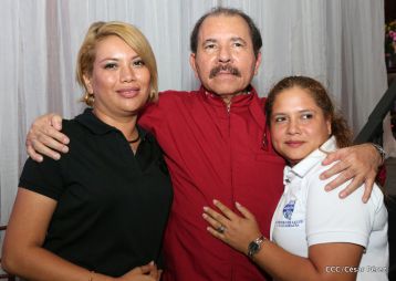 Daniel y Rosario sostienen encuentro con líderes sindicales nicaragüenses en saludo al Día Internacional de los Trabajadores