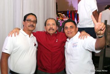 Daniel y Rosario sostienen encuentro con líderes sindicales nicaragüenses en saludo al Día Internacional de los Trabajadores