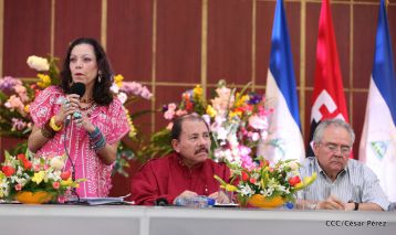 Daniel y Rosario sostienen encuentro con líderes sindicales nicaragüenses en saludo al Día Internacional de los Trabajadores