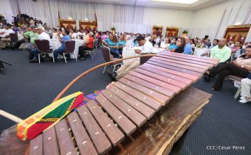 Daniel y Rosario sostienen encuentro con líderes sindicales nicaragüenses en saludo al Día Internacional de los Trabajadores