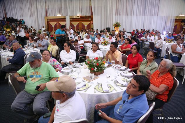 Daniel y Rosario sostienen encuentro con líderes sindicales nicaragüenses en saludo al Día Internacional de los Trabajadores