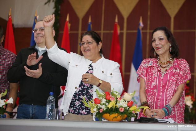 Daniel y Rosario sostienen encuentro con líderes sindicales nicaragüenses en saludo al Día Internacional de los Trabajadores