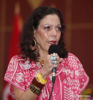 Daniel y Rosario sostienen encuentro con líderes sindicales nicaragüenses en saludo al Día Internacional de los Trabajadores