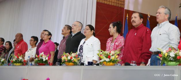 Daniel y Rosario sostienen encuentro con líderes sindicales nicaragüenses en saludo al Día Internacional de los Trabajadores