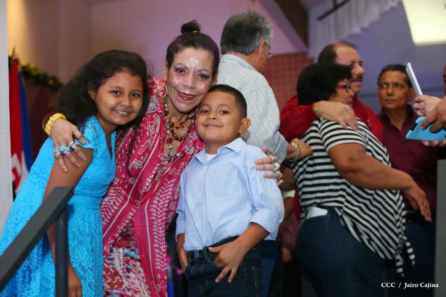 Daniel y Rosario sostienen encuentro con líderes sindicales nicaragüenses en saludo al Día Internacional de los Trabajadores