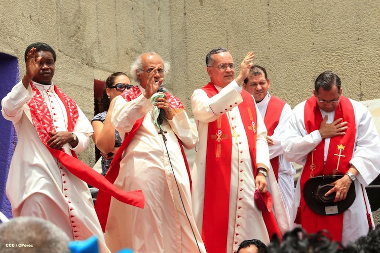 Viacrucis de Viernes Santo en Managua