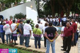 Una Flor para Tomás: Miles de nicaragüenses rinden homenaje al Comandante de la Revolución