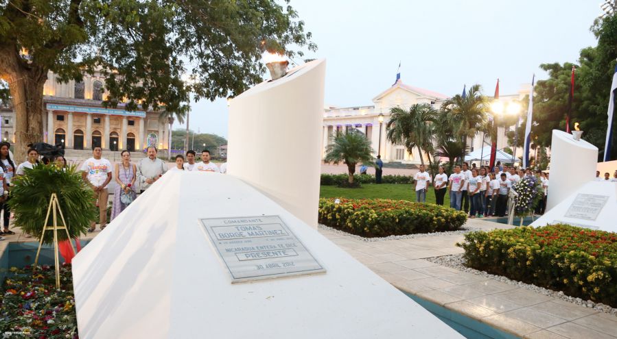 Daniel y Rosario rinden homenaje al Comandante de la Revolución, Tomás Borge Martínez
