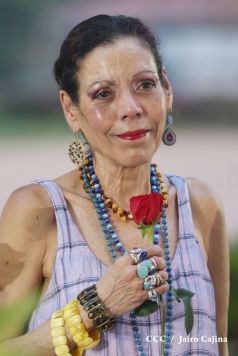 Daniel y Rosario rinden homenaje al Comandante de la Revolución, Tomás Borge Martínez