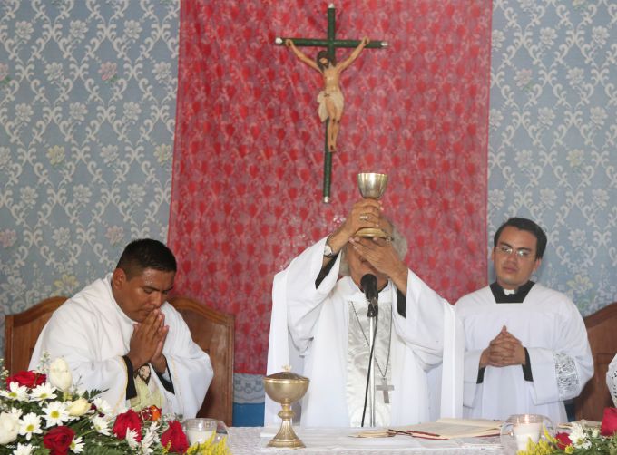 Cardenal Brenes: Los sacerdotes somos instrumentos del Señor para cumplir nuevas misiones