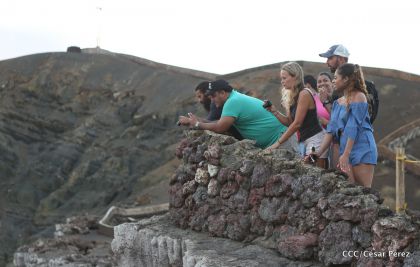 El impresionante lago de lava del Volcán Masaya